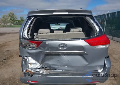 2013 Toyota Sienna Le V6 8 Passenger from USA, damaged, VIN 5TDKK3DC5DS353927